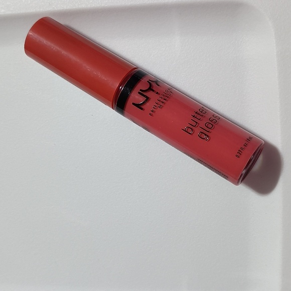 NYX Professional Makeup Butter Gloss, Non-Sticky Lip Gloss, Sorbet - Picture 5 of 7